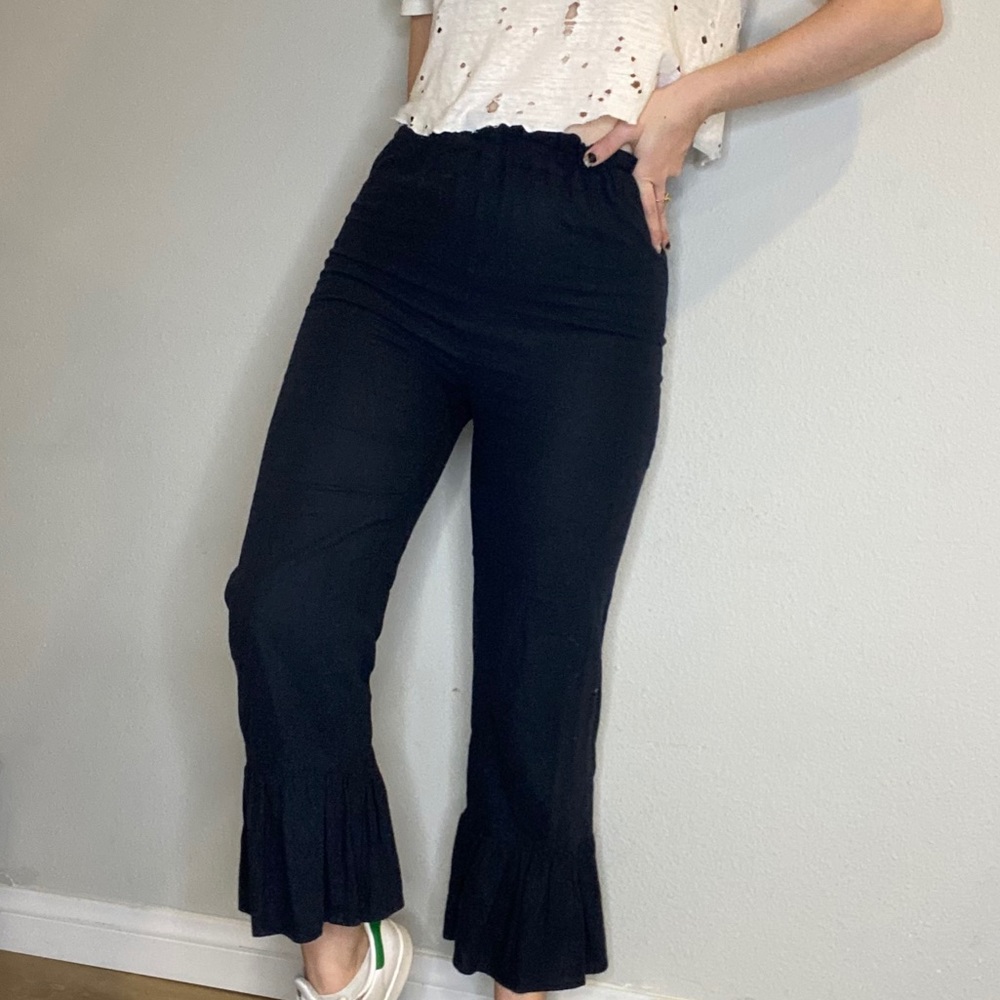 Lykke Wullf Blue Ruffle Capri Pants Size XS